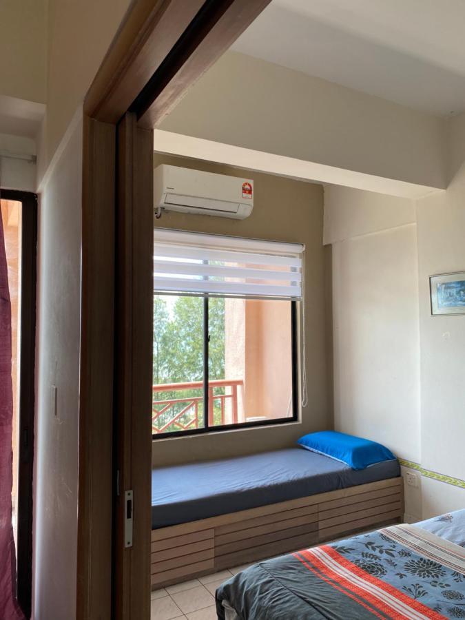 D' Sea View Apartment ポートディクソン エクステリア 写真