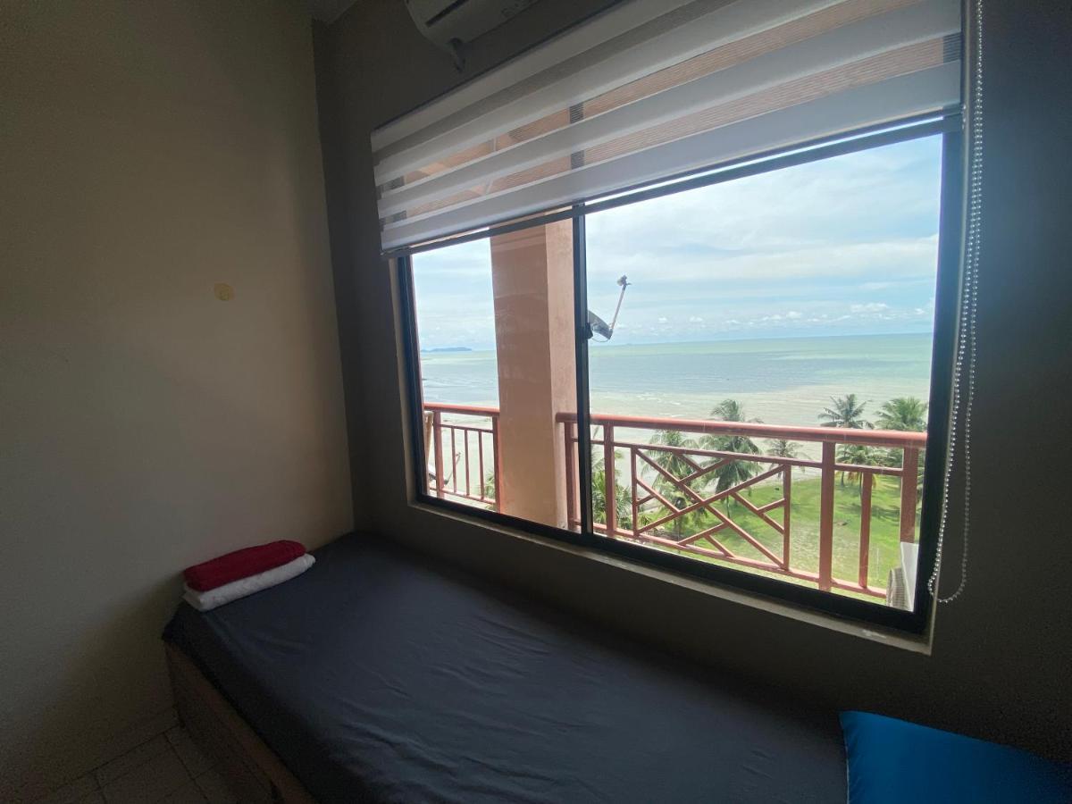 D' Sea View Apartment ポートディクソン エクステリア 写真