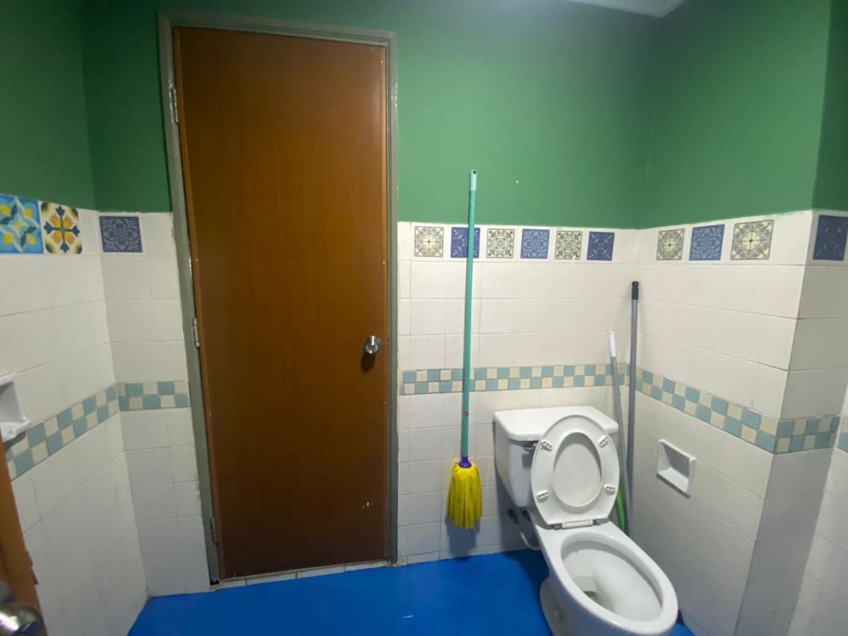 D' Sea View Apartment ポートディクソン エクステリア 写真