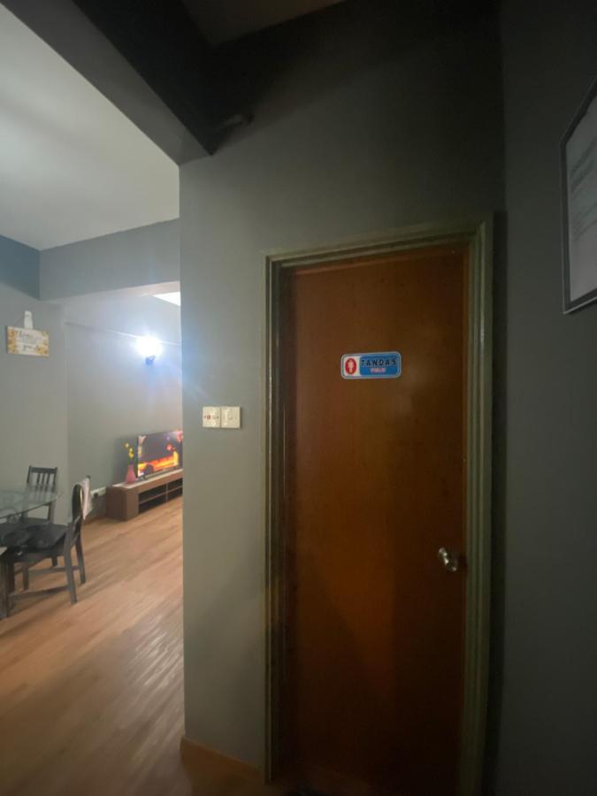 D' Sea View Apartment ポートディクソン エクステリア 写真