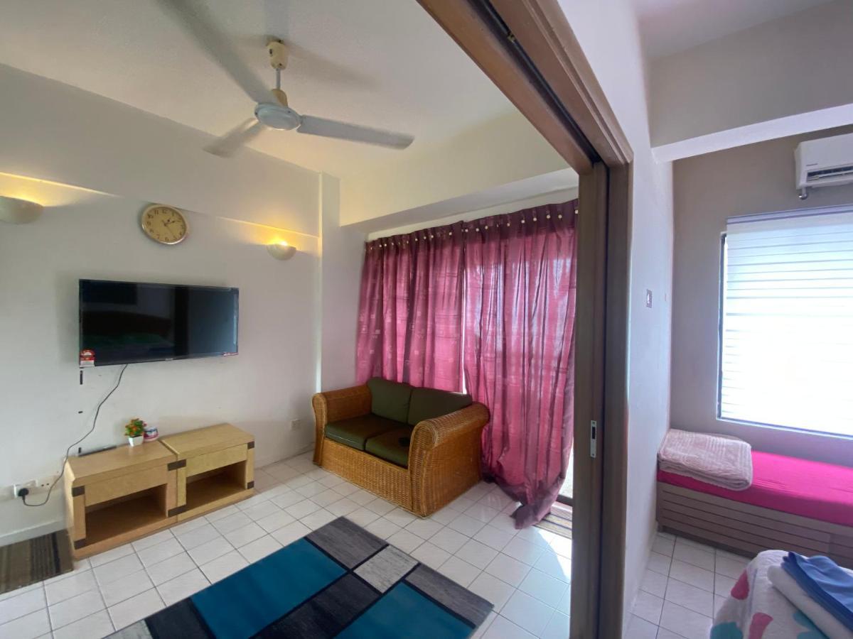 D' Sea View Apartment ポートディクソン エクステリア 写真
